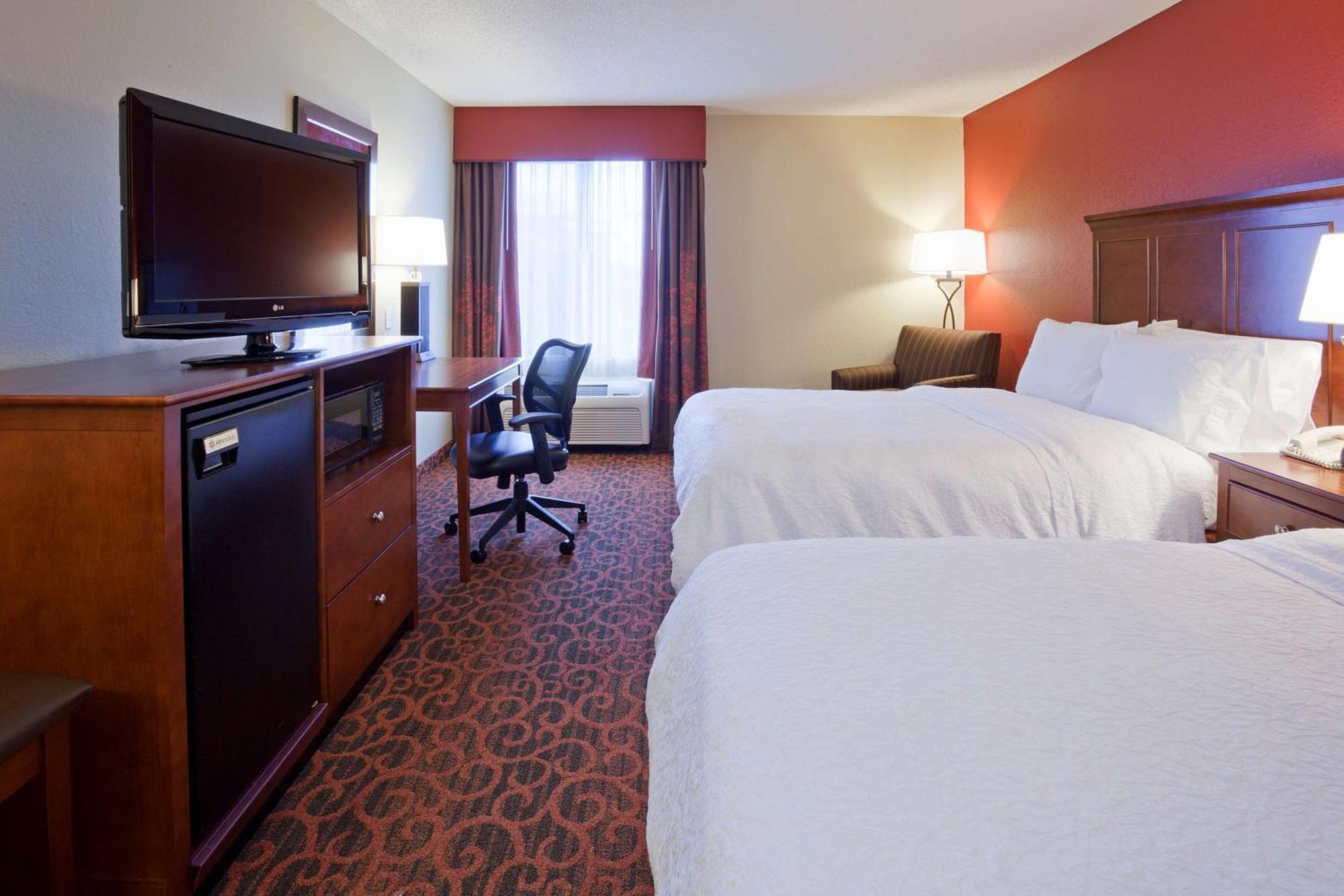 Hampton Inn Minneapolis Northwest Мейпъл Гроув Екстериор снимка