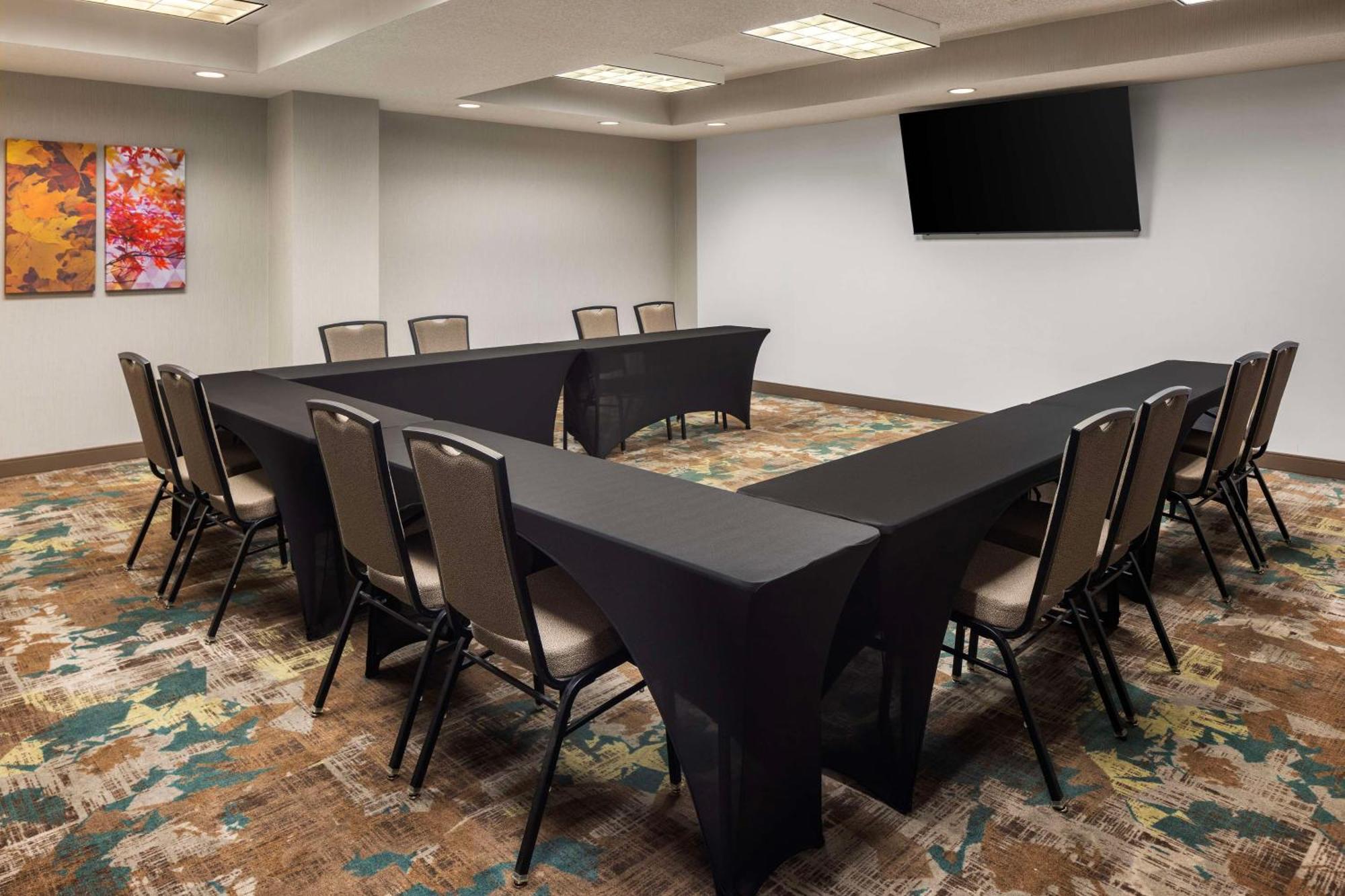 Hampton Inn Minneapolis Northwest Мейпъл Гроув Екстериор снимка