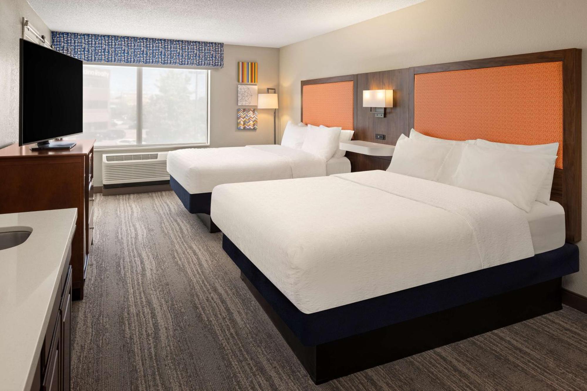 Hampton Inn Minneapolis Northwest Мейпъл Гроув Екстериор снимка